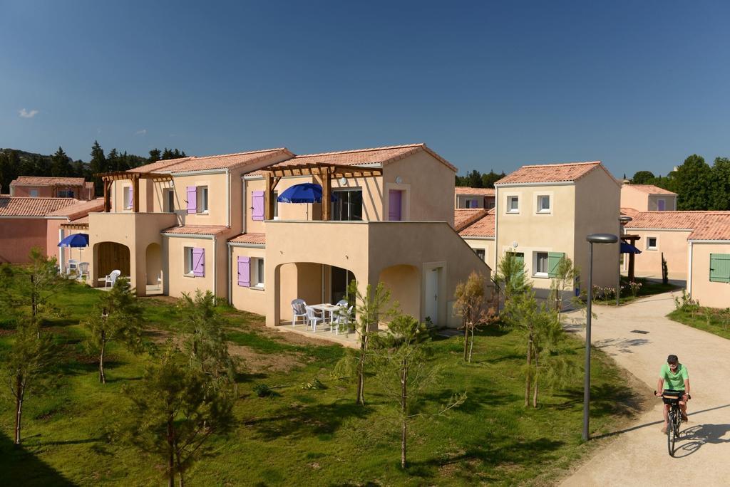 פרדו Residence Odalys Le Mas Des Alpilles מראה חיצוני תמונה