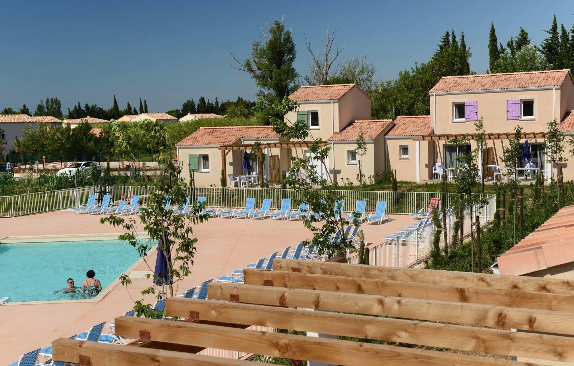 פרדו Residence Odalys Le Mas Des Alpilles מראה חיצוני תמונה